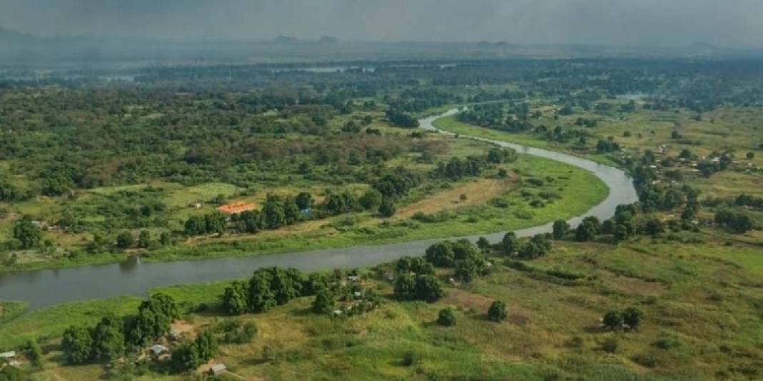 Bir uçtan bir uca akıyor, 11 ülkeyi birbirine bağlıyor! Dünyanın en uzun nehri: Tam 6650 km uzunluğunda 5